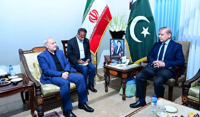 وزیراعظم کی پاکستان میں تعینات ایرانی سفیر سے ملاقات