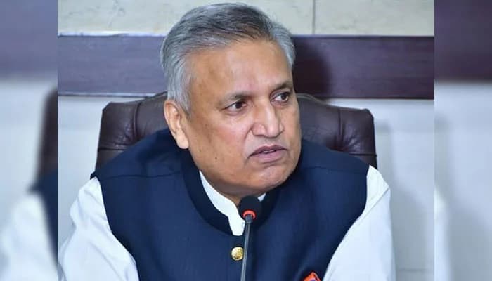  حکومت ایف بی آر اختیارات پر نظرثانی کے لیے ، ناصر منصو ر