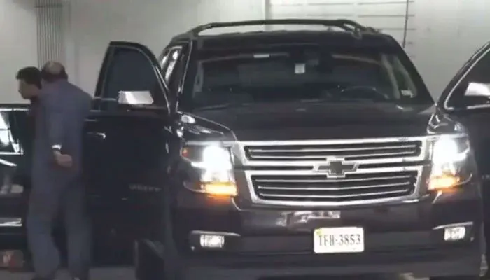 نیویارک میں خالصتان زندہ باد کے نعرے ، بھارتی سفارتی وفد کو  کوڑے کے پیچھے چھپنا پڑا