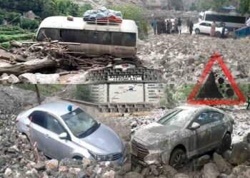 بابوسر ٹاپ پر سیلابی ریلہ، گاڑیوں، مکانات اور سیاحوں کو شدید نقصان