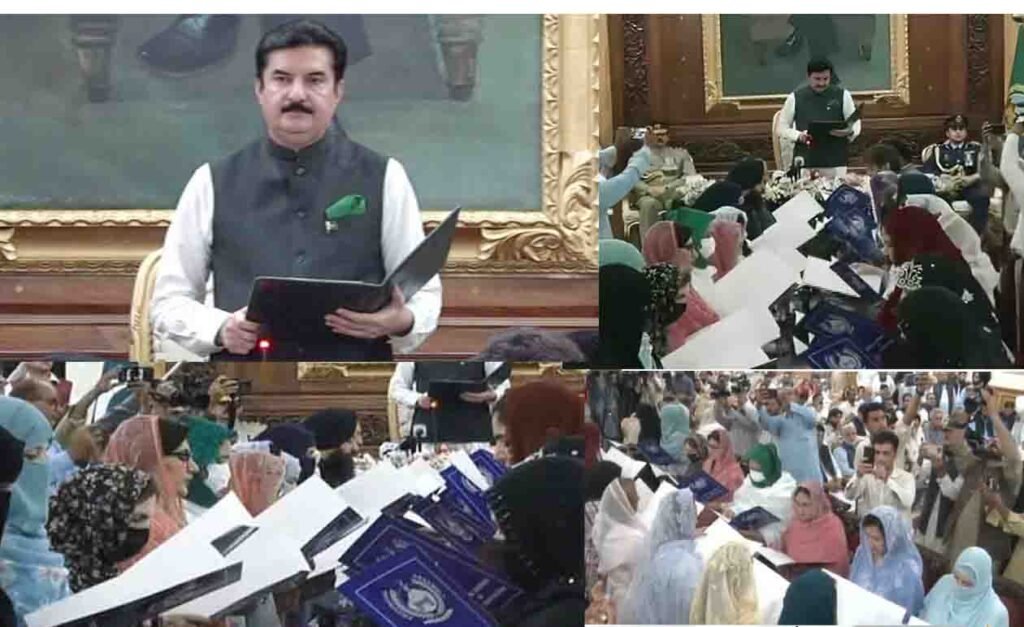 خیبرپختونخوا کے گورنر نے خواتین اور اقلیتی اراکین سے حلف لیا
