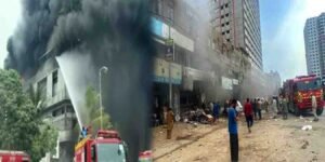 کراچی میں پٹاخوں کے گودام میں دھماک سے 5 افراد جاں بحق