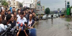 کراچی میں بارش کی نکاسی کا نظام ناکافی،وزیراعلیٰ سندھ کااہم بیان