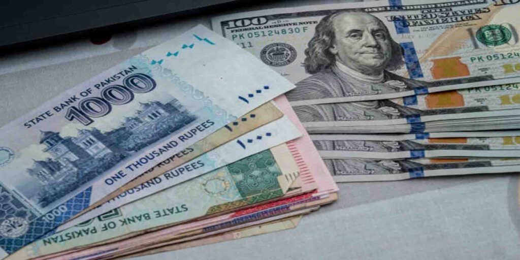 پاکستان نے قرض واپس کیا اور 2600 ارب روپے کی قبل از وقت ادائیگی کے بعد عالمی مالیاتی اداروں کا اعتماد بحال ہوا۔