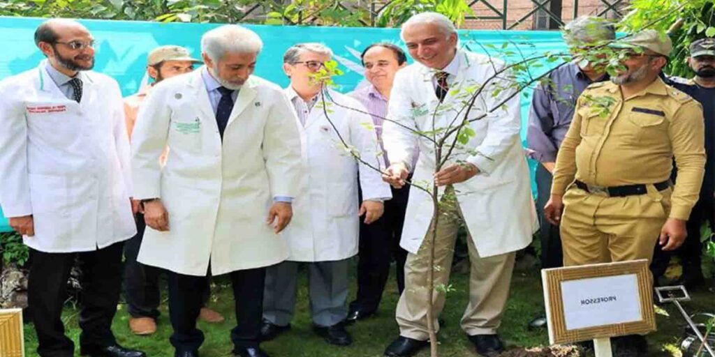 کالج آف اوفتھلمولوجی شجرکاری مہم