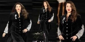 ایشوریا رائے پیرس فیشن ویک میں ہیرے جڑی شیروانی کے ساتھ ریمپ واک کرتی ہوئی