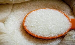 کراچی میں شوگر ملز کی جانب سے چینی کی سپلائی بند ہونے پر مارکیٹ میں بحران