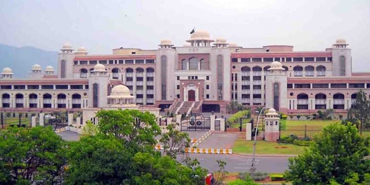 آزاد کشمیر احتجاج مظفرآباد – وفاقی وزرا مذاکرات کے لیے روانہ