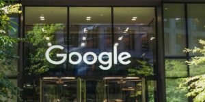 گوگل اے آئی پلس پلان پاکستان میں کی لانچ تقریب اور فیچرز کی نمائندگی کرتی تصویر