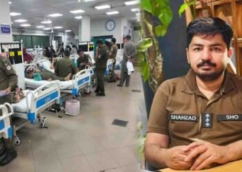 ٹی ایل پی مارچ پولیس آپریشن کے دوران پولیس اور مظاہرین میں جھڑپیں