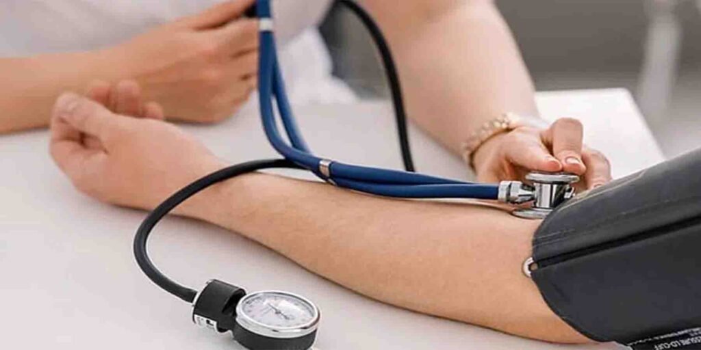 بلڈ پریشر کو کنٹرول میں رکھنے کے طریقے طریقے