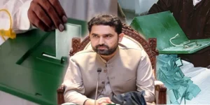 وزیراعلیٰ خیبر پختونخوا سہیل آفریدی کابینہ اجلاس میں خطاب کرتے ہوئے, کرپٹ افسران کیخلاف سخت کارروائی