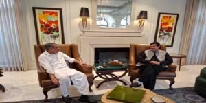 خیبرپختونخوا امن و امان پر وفاقی وزیر و گورنر کا اہم اجلاس