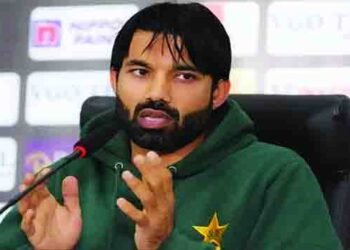 محمد رضوان سینٹرل کنٹریکٹ پی سی بی تنازع شدت اختیار کر گیا