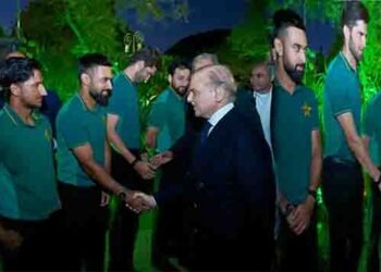 وزیراعظم شہباز شریف کرکٹ ایشیا میں پاکستان اور جنوبی افریقہ کی ٹیموں کے کھلاڑی