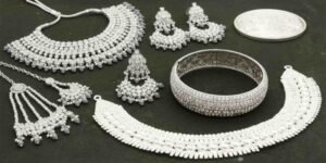 پاکستان میں چاندی کی قیمت میں کمی، ‫‫ 1 تولہ چاندی کی قیمت‬‬ 5,057 روپے