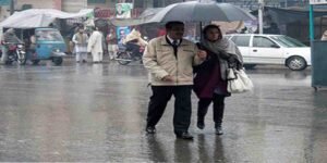 پاکستان میں سردی کا آغاز — برفباری اور بارشوں کا حسین منظر