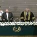 وفاقی آئینی عدالت کے پہلے چیف جسٹس امین الدین حلف اٹھاتے ہوئے