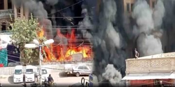 کراچی لائٹ ہاؤس لُنڈا بازار میں آگ لگنے کے بعد فائر بریگیڈ کی کارروائی