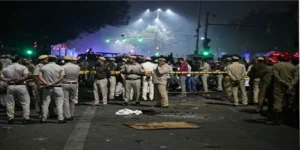 بھارتی دارالحکومت نئی دہلی میں دھماکہ، لال قلعہ میٹرو اسٹیشن کے قریب خوفناک کار دھماکا