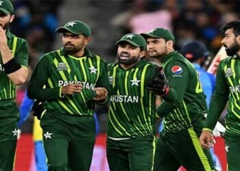 آئی سی سی نے سلو اوور ریٹ پر پاکستان کرکٹ ٹیم پر جرمانہ عائد کر دیا