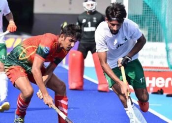 پاکستان ہاکی ٹیم نے بنگلہ دیش کو 8-2 سے ہرا کر سیریز میں برتری حاصل کر لی