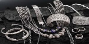 پاکستان میں چاندی کی قیمت آج فی تولہ 5096 روپے ریکارڈ