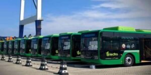 راولپنڈی الیکٹرک بس سروس کی افتتاحی تقریب کی تصویر