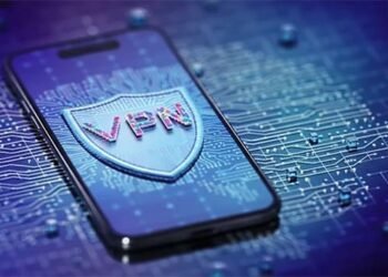 وی پی این سروسز استعمال کرتے ہوئے شخص