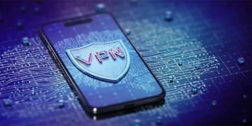 وی پی این سروسز استعمال کرتے ہوئے شخص