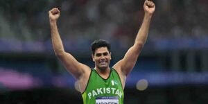 ارشد ندیم نیشنل گیمز 2025 میں جیولن تھرو کے بعد اپنی تھرو کا جشن مناتے ہوئے