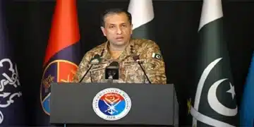 ڈی جی آئی ایس پی آر کی پریس کانفرنس میں عمران خان پر شدید تنقید