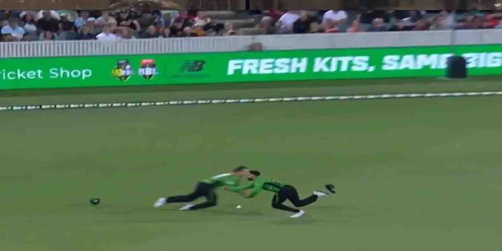 حارث رؤف بگ بیش لیگ میں کیچ پکڑتے ہوئے ساتھی کھلاڑی سے ٹکرا گئے