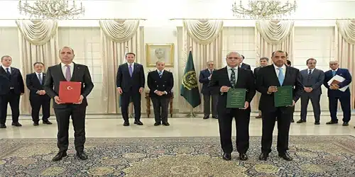 پاکستان اور ترکیہ کے درمیان 5 اہم توانائی معاہدوں پر دستخط