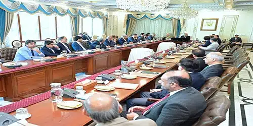 پی آئی اے نجکاری کے متعلق کاروباری شخصیات کی وزیر اعظم سے ملاقات