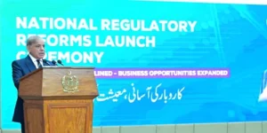وزیراعظم شہباز شریف کا نیشنل ریگولیٹری ریفارمز کی افتتاحی تقریب سے خطاب: پاکستان معاشی بحران سے نکل چکا ہے