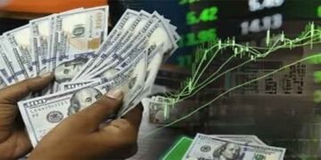 سٹاک مارکیٹ میں مثبت آغاز اور ڈالر کی کمی کی تازہ رپورٹ