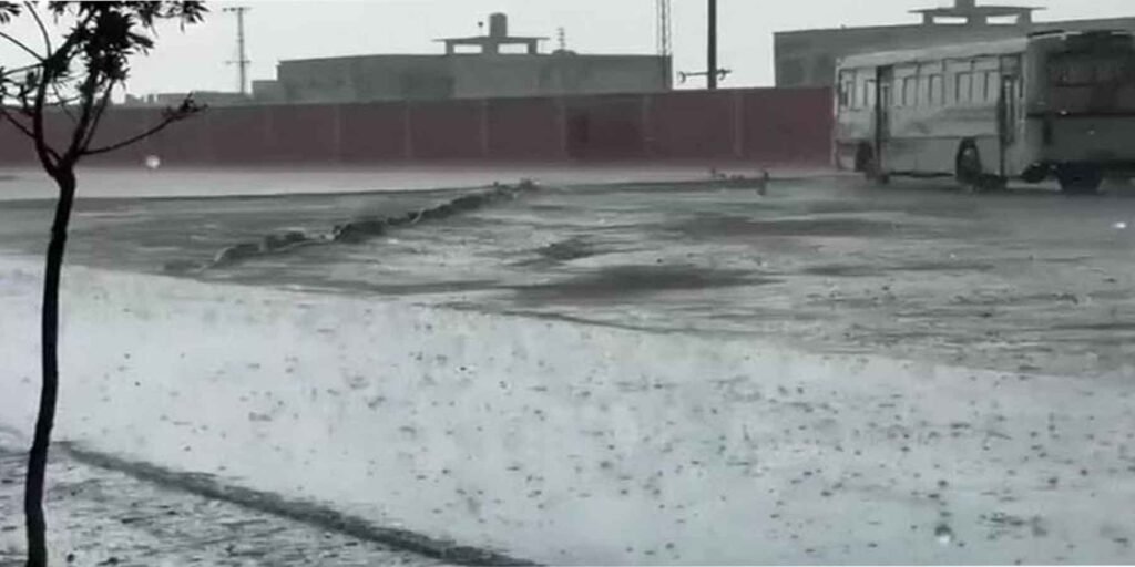 لاہور میں بارش کا امکان