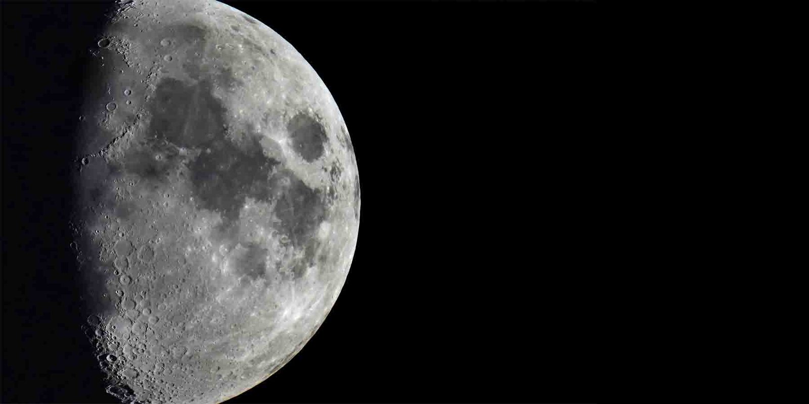 ناسا کا انقلابی مشن: آرٹیمس 2 کی روانگی اور چاند پر جوہری ری ایکٹر لگانے کا تاریخی فیصلہ