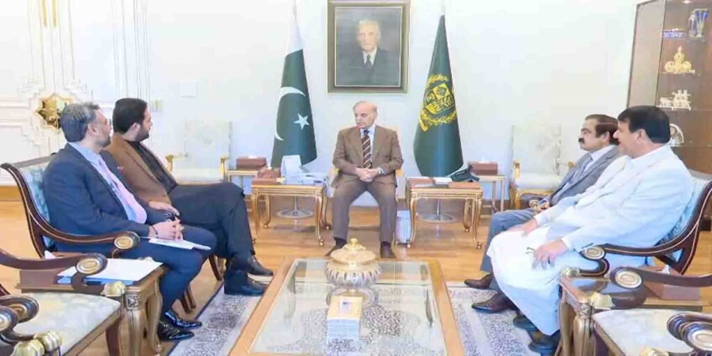 وزیراعظم شہباز شریف وزیراعلیٰ خیبر پختونخوا ملاقات سیکیورٹی صورتحال