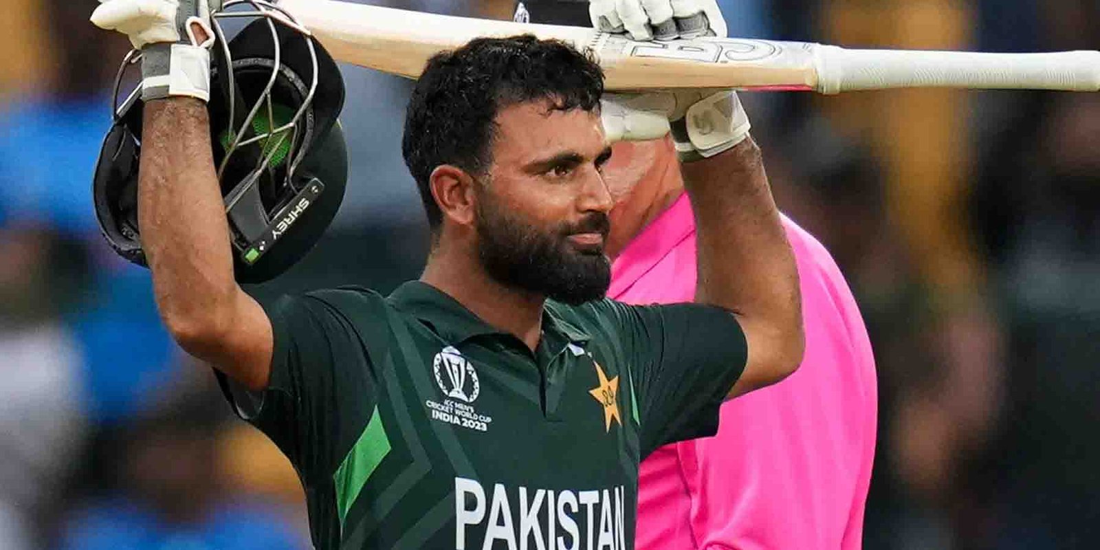 فخر زمان بنگلا دیش ون ڈے سیریز سے باہر ہونے کے بعد ٹیم میٹنگ