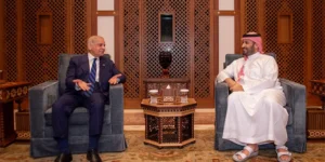 جدہ میں وزیراعظم شہباز شریف کی محمد بن سلمان سے ملاقات، علاقائی صورتحال پر گفتگو