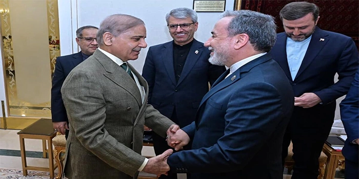 عباس عراقچی کا دورہ پاکستان، ایران کے پیغامات پاکستان کے ذریعے امریکا تک