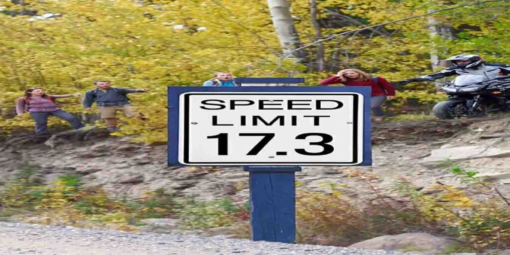 عجیب اسپیڈ لمٹ سائن 17.3 میل فی گھنٹہ