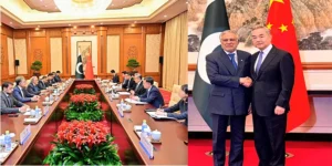 اسحاق ڈار کی چینی ہم منصب وانگ ژی سے ملاقات، اکستان اور چین کا 5 نکاتی اعلامیہ، فوری جنگ بندی اور مذاکرات کا مطالبہ