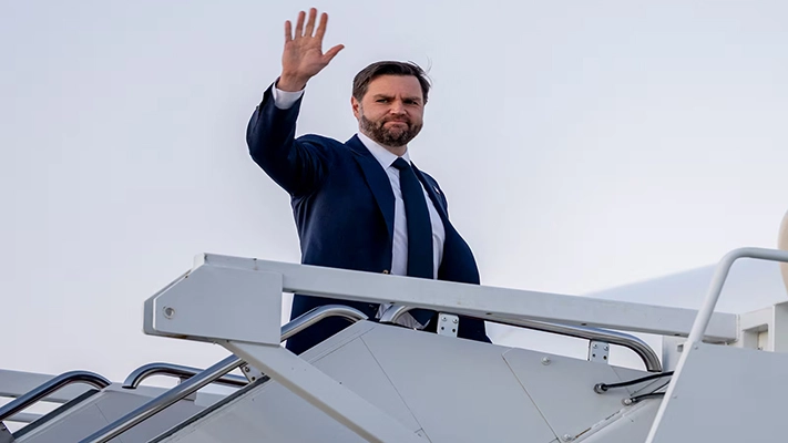 امریکی نائب صدر جے ڈی وینس پاکستان روانہ