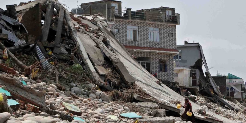 خیبرپختونخوا میں بارشیں اور متاثرہ مکانات کا منظر