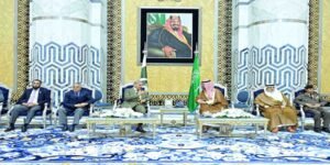 شہباز شریف سعودی عرب دورہ: جدہ پہنچ گئے، آج محمد بن سلمان سے ملاقات