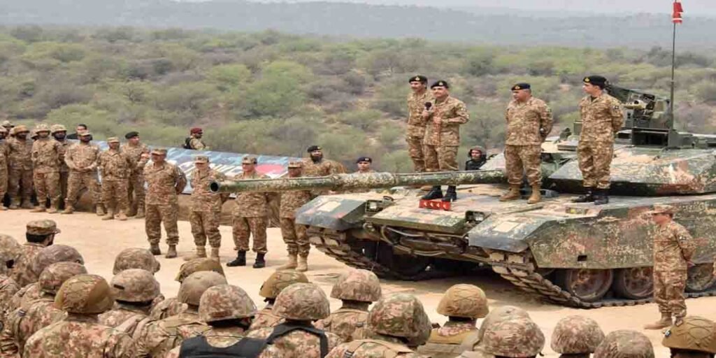 پاک فوج کی جنگی مشقیں ٹلہ رینج عاصم منیر