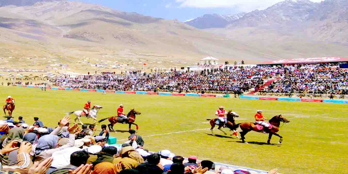 چترال پولو فیسٹیول پاکستان بادشاہوں کا کھیل پولو میچ